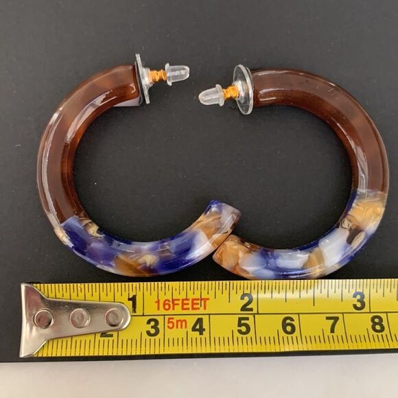 Lele Sadoughi Broadway Hoop Earrings, Hand-Swirled Acetate - Picture 8 of 8